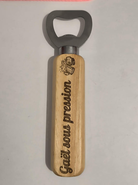 Décapsuleur en bois